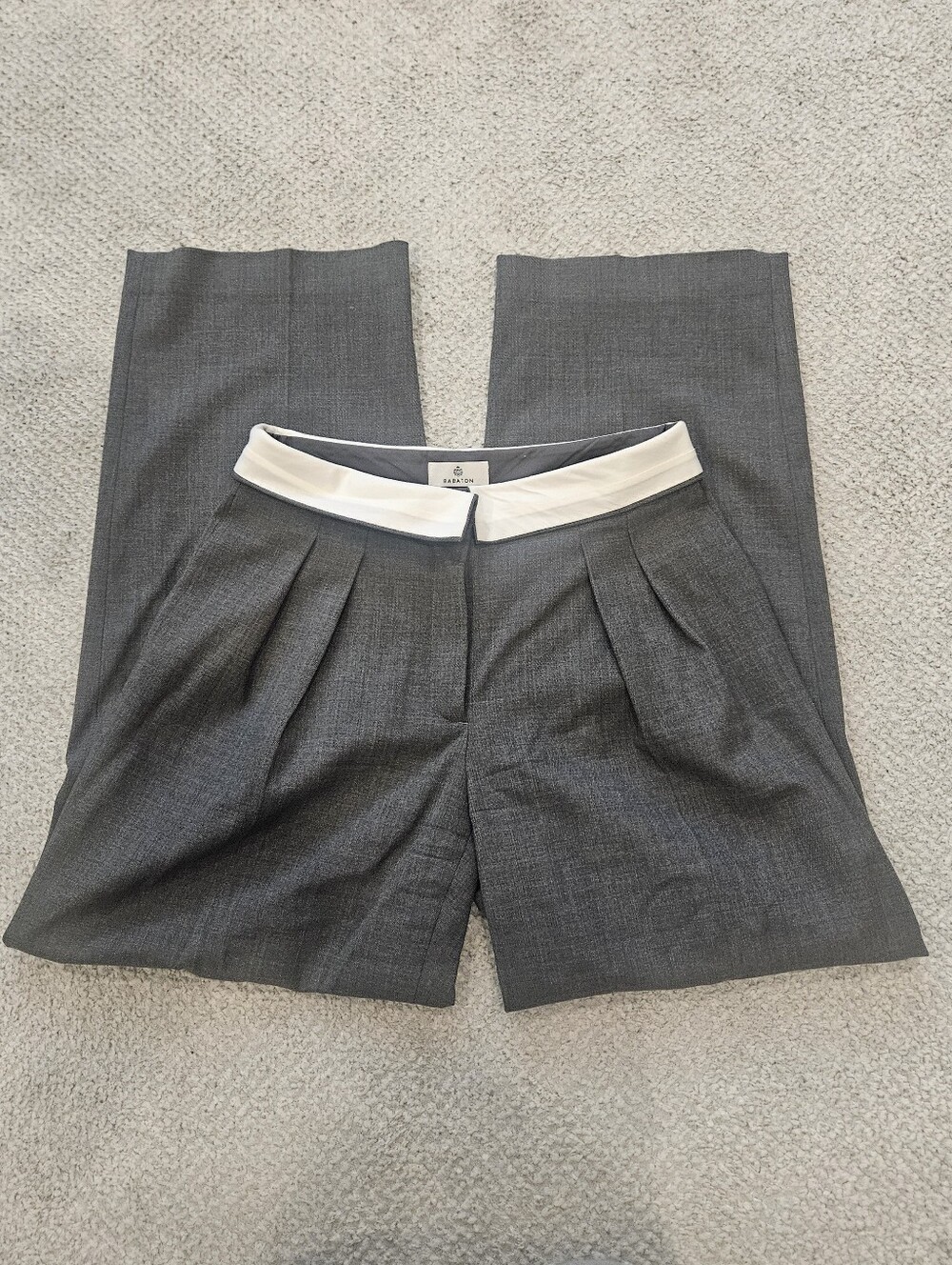 BABATON Bureau Pant Trousers Grey Wool Blend Contemporary Size 6 Aritzia